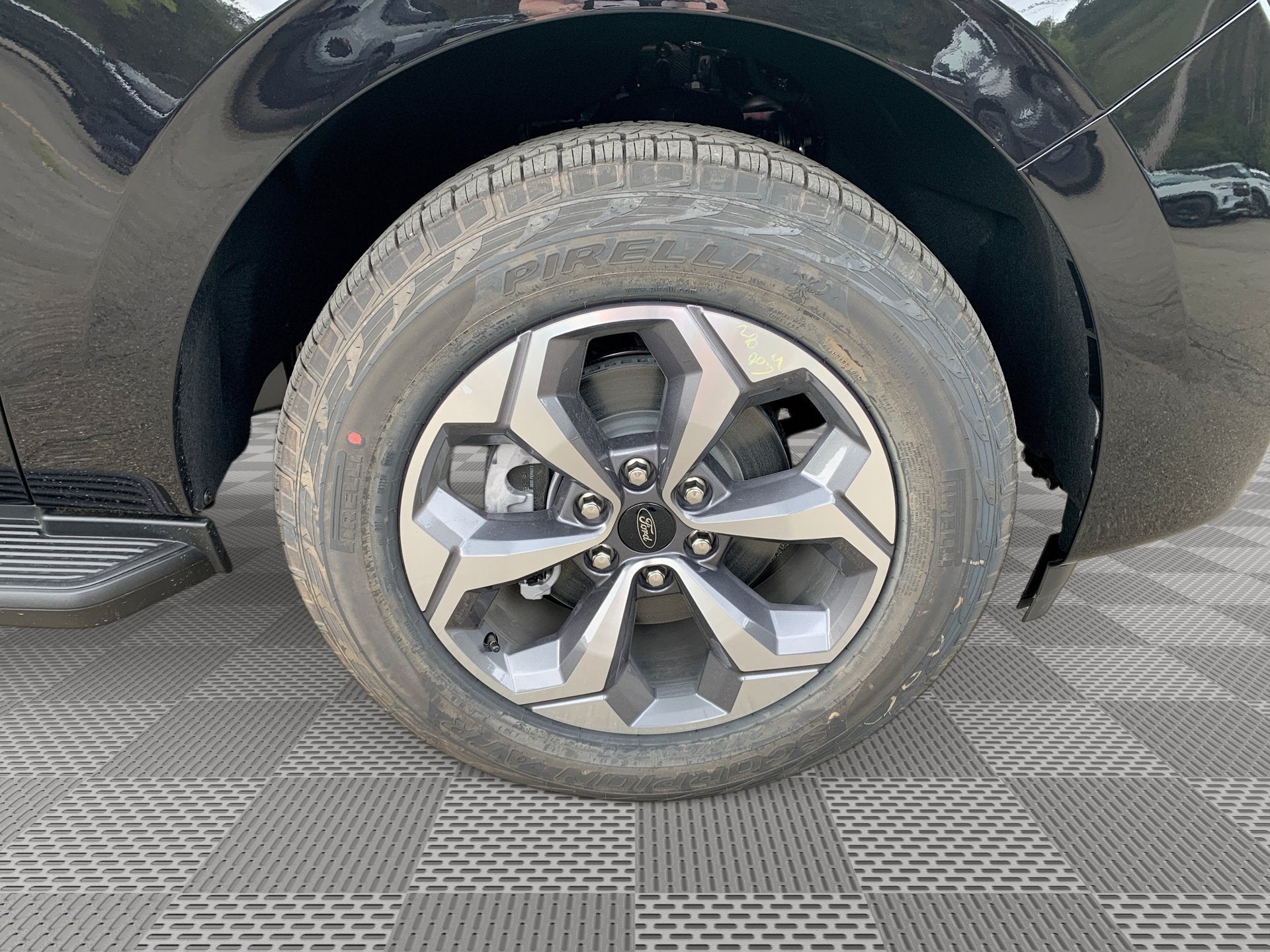 2027 Ford Expedition Active