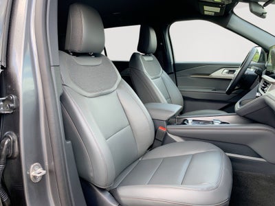 2027 Ford Explorer Active w/200A Pkg