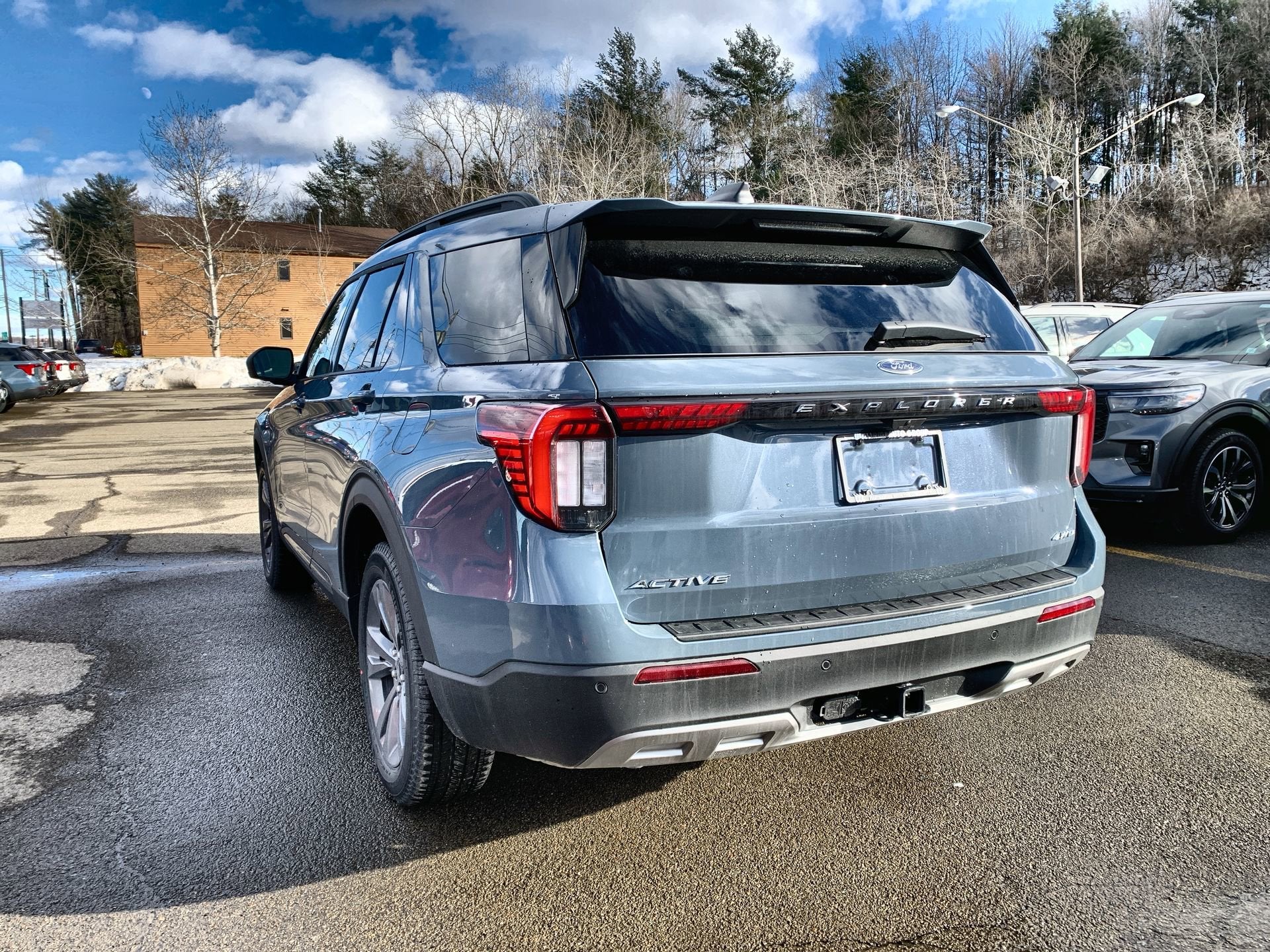2026 Ford Explorer Active w/100A Pkg