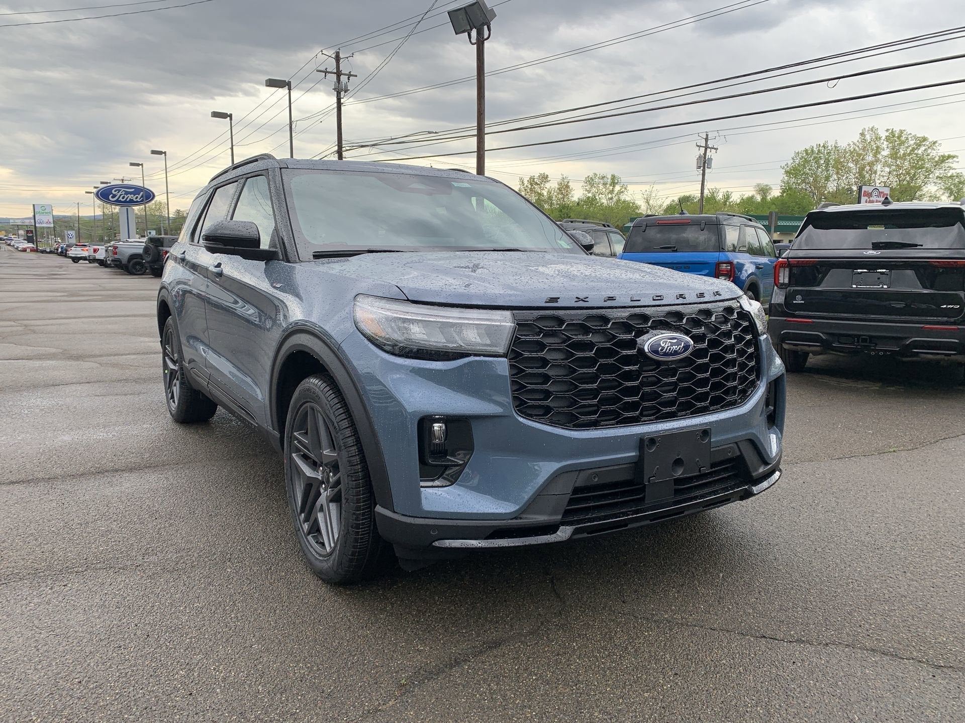 2026 Ford Explorer ST-Line