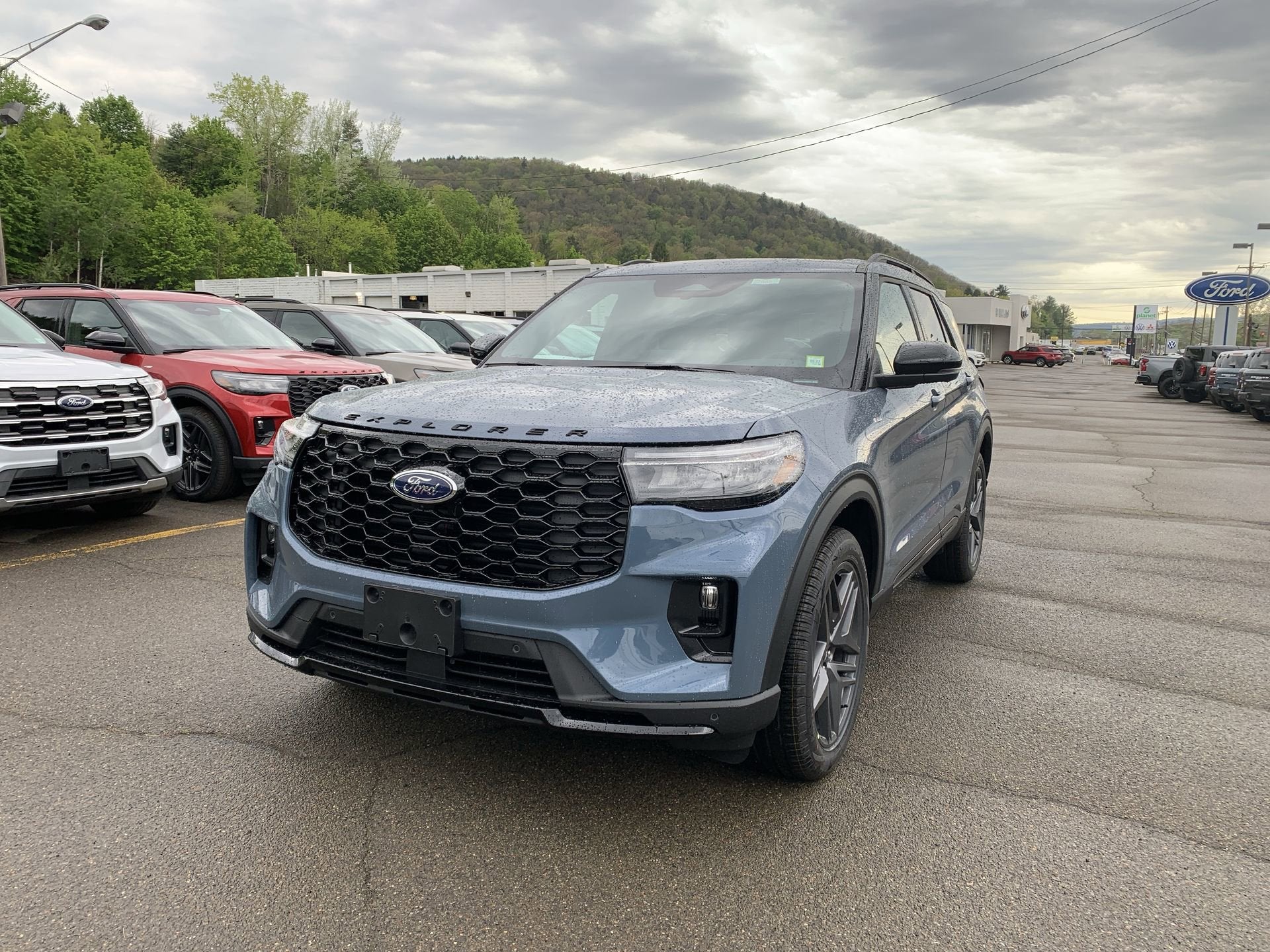 2026 Ford Explorer ST-Line