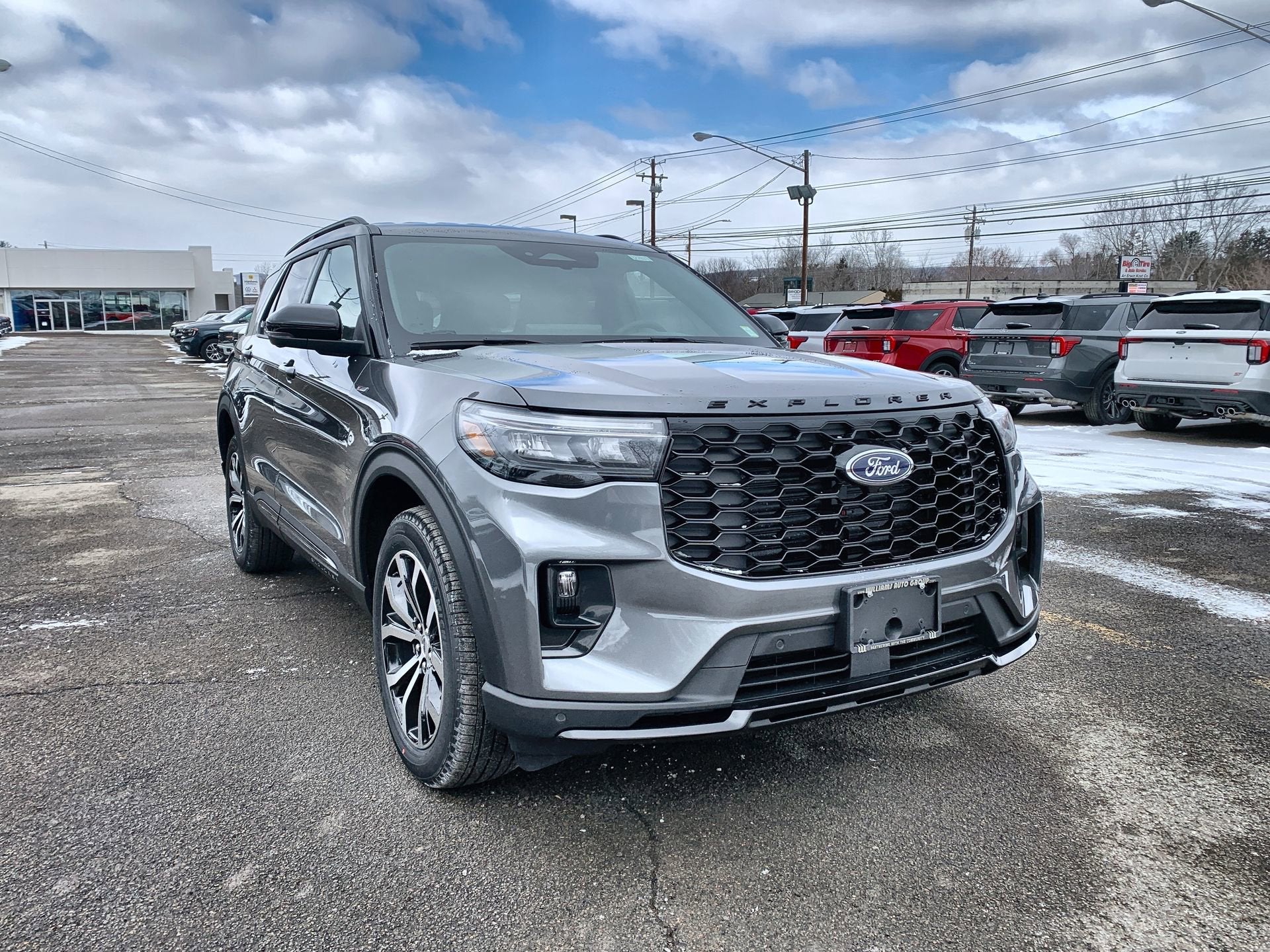 2026 Ford Explorer ST-Line