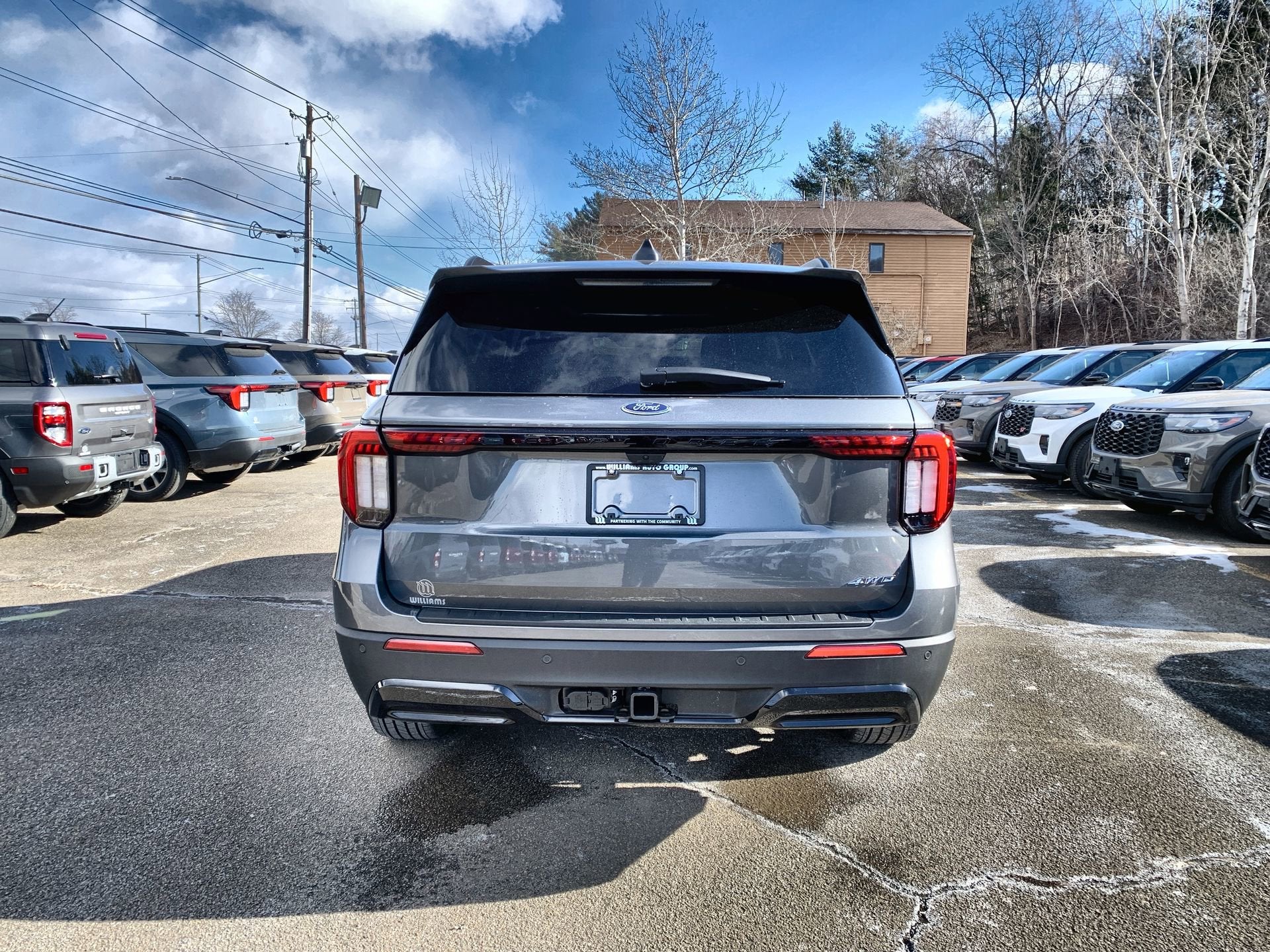 2026 Ford Explorer ST-Line