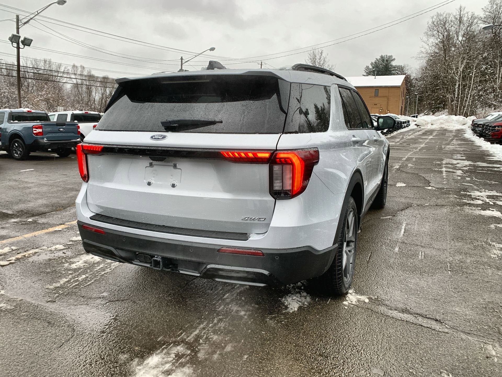 2026 Ford Explorer ST-Line