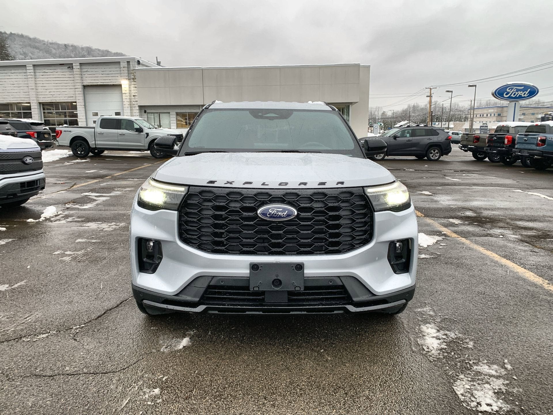 2026 Ford Explorer ST-Line