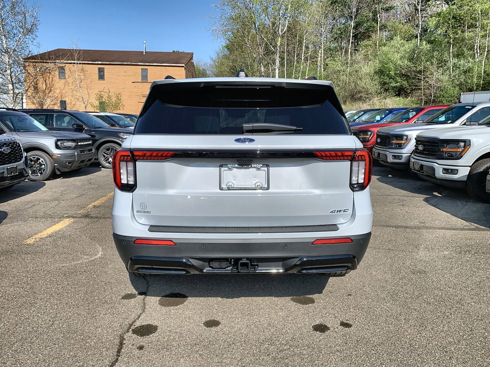 2026 Ford Explorer ST-Line