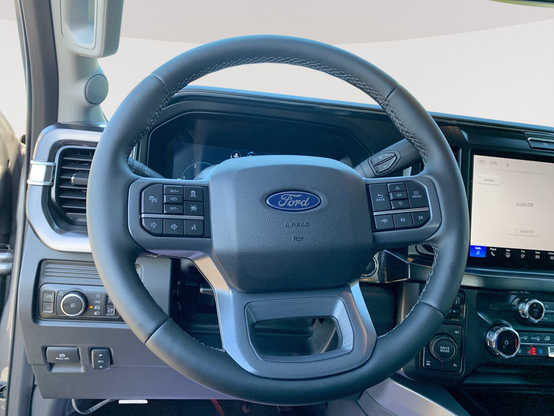 2027 Ford Super Duty F-250 SRW LARIAT
