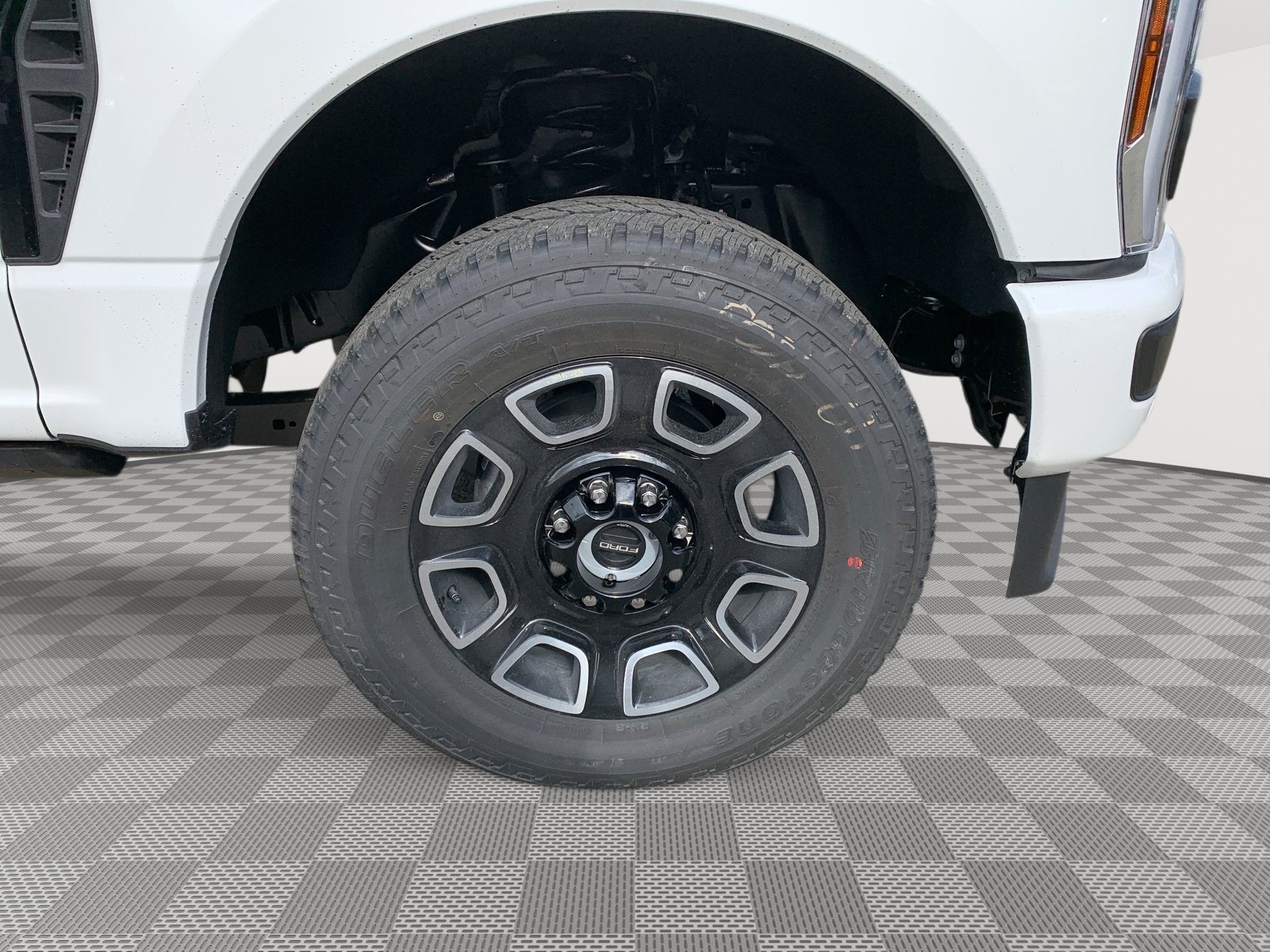 2027 Ford Super Duty F-250 SRW Platinum