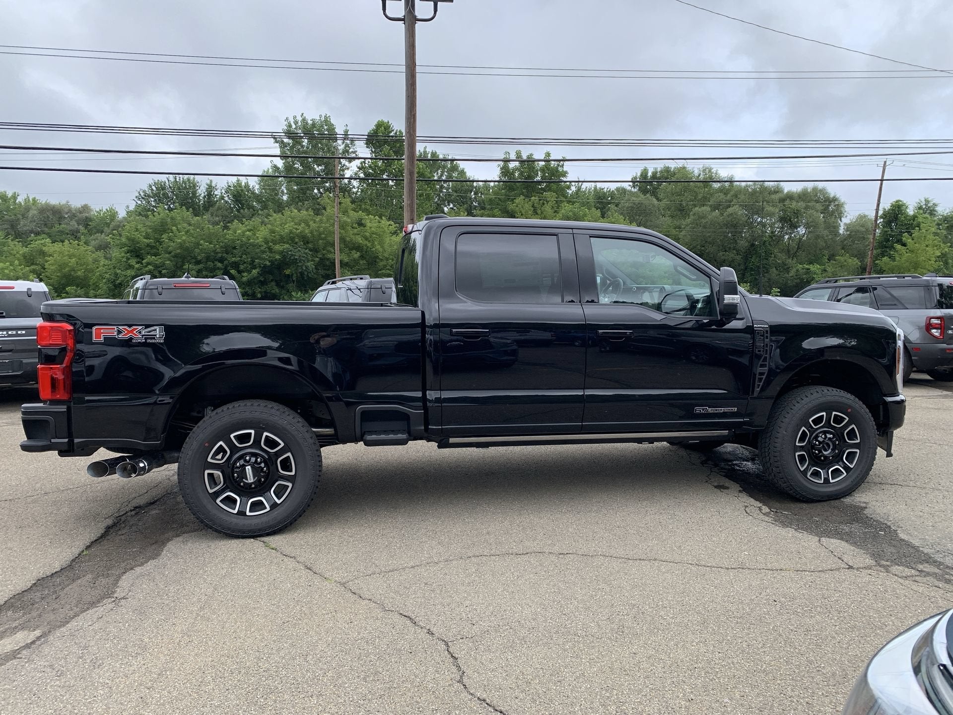 2026 Ford Super Duty F-250 SRW Platinum