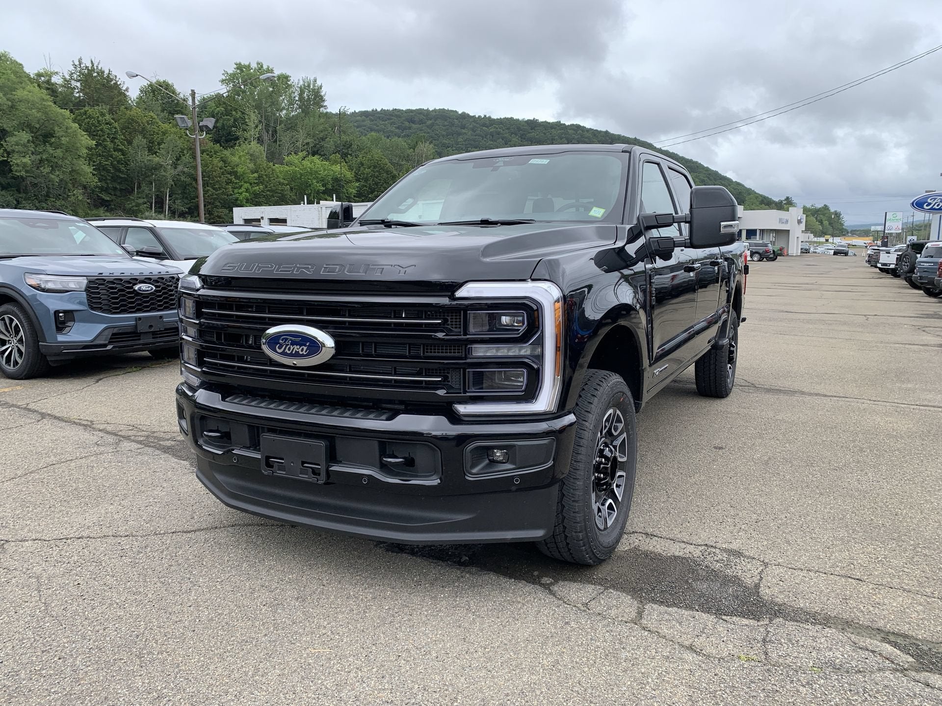 2026 Ford Super Duty F-250 SRW Platinum