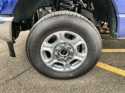 2026 Ford Super Duty F-350 SRW XLT