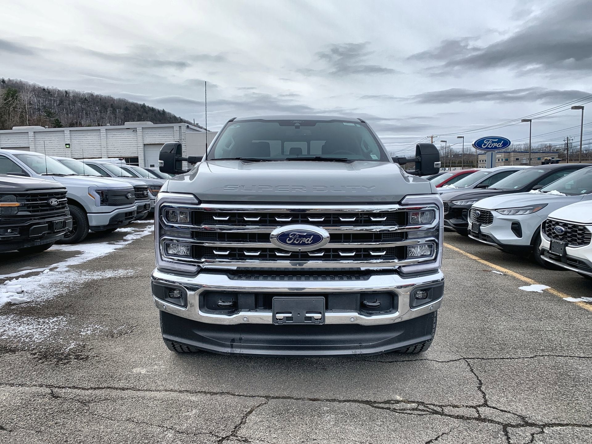 2026 Ford Super Duty F-350 SRW LARIAT