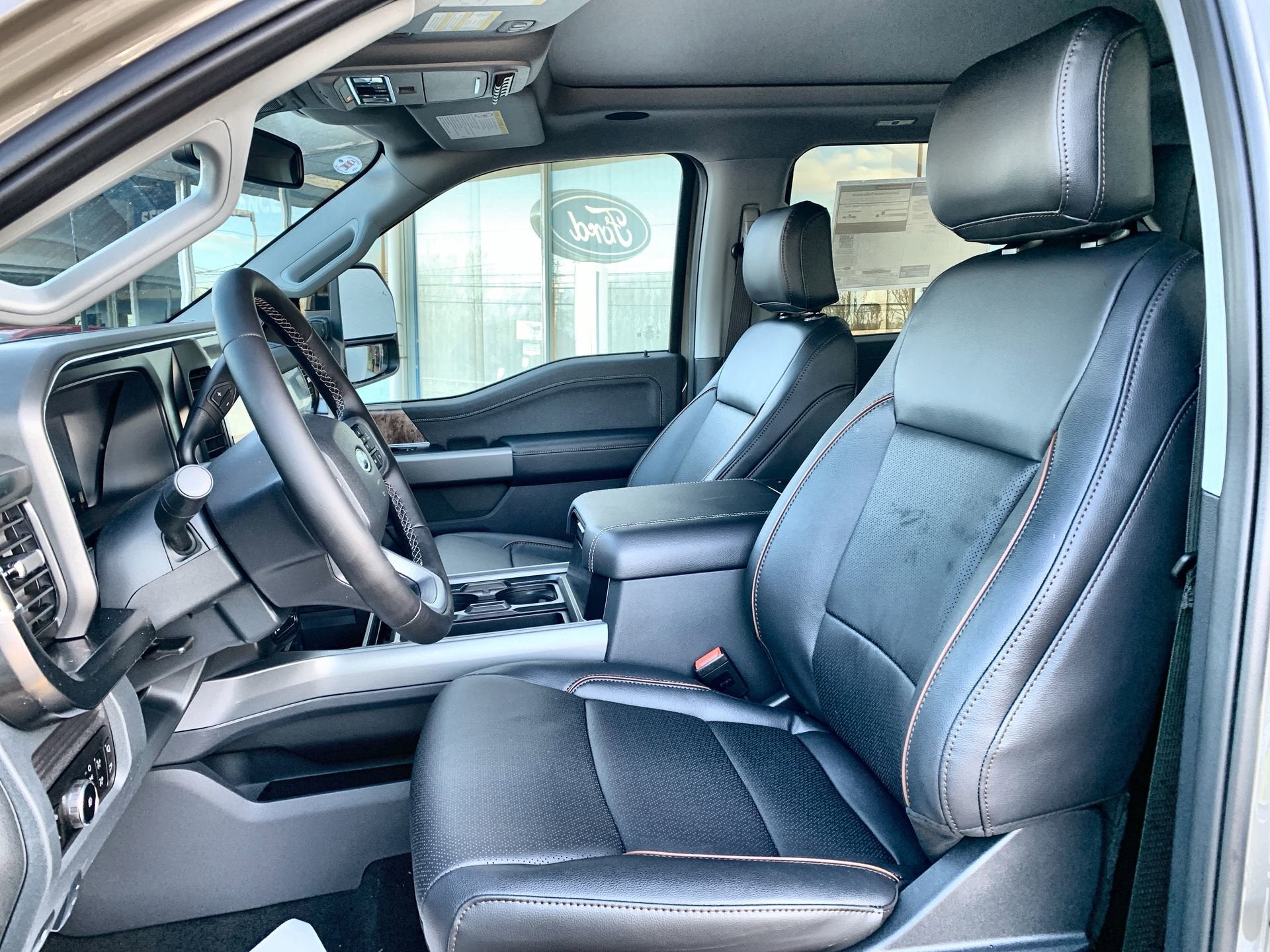 2026 Ford Super Duty F-350 SRW LARIAT