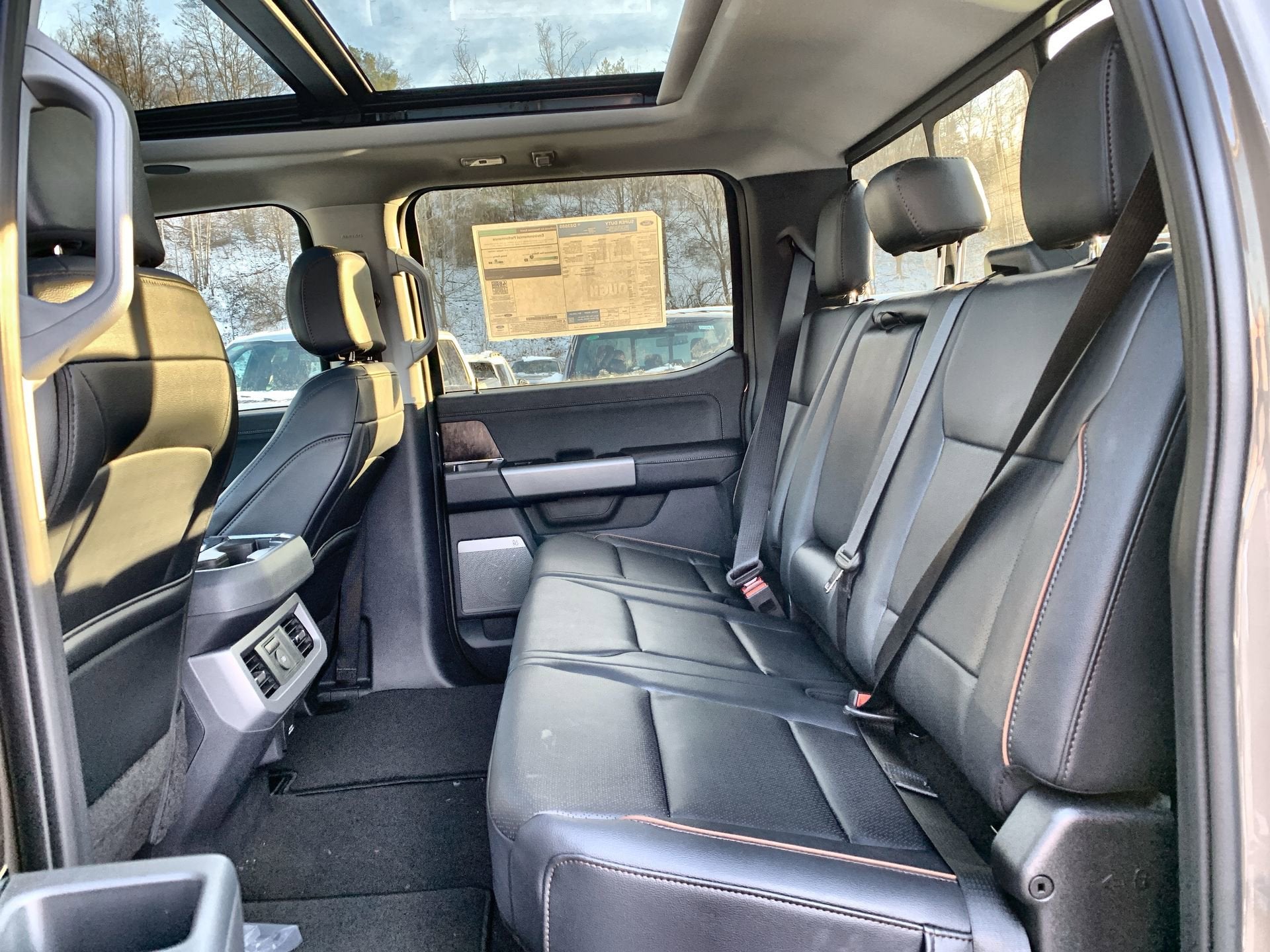 2026 Ford Super Duty F-350 SRW LARIAT