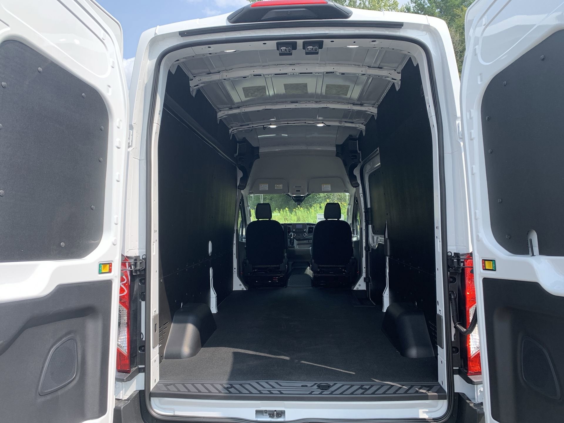 2025 Ford Transit Cargo Van Base