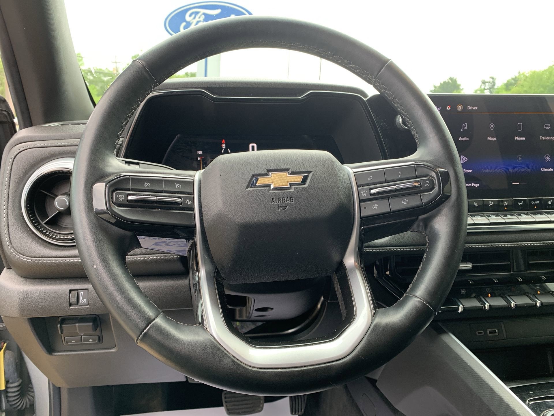 2023 Chevrolet Colorado 4WD LT