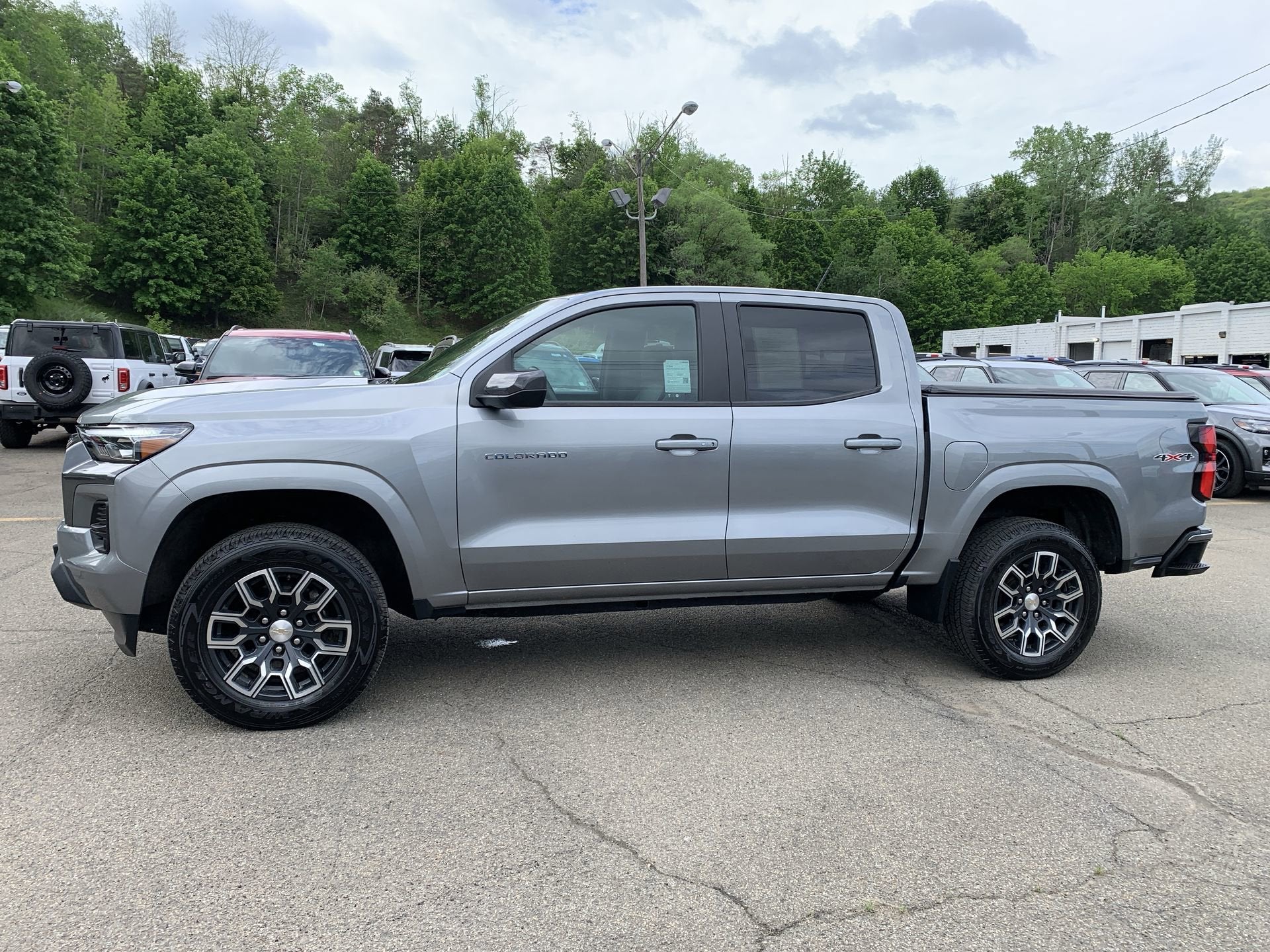 2023 Chevrolet Colorado 4WD LT
