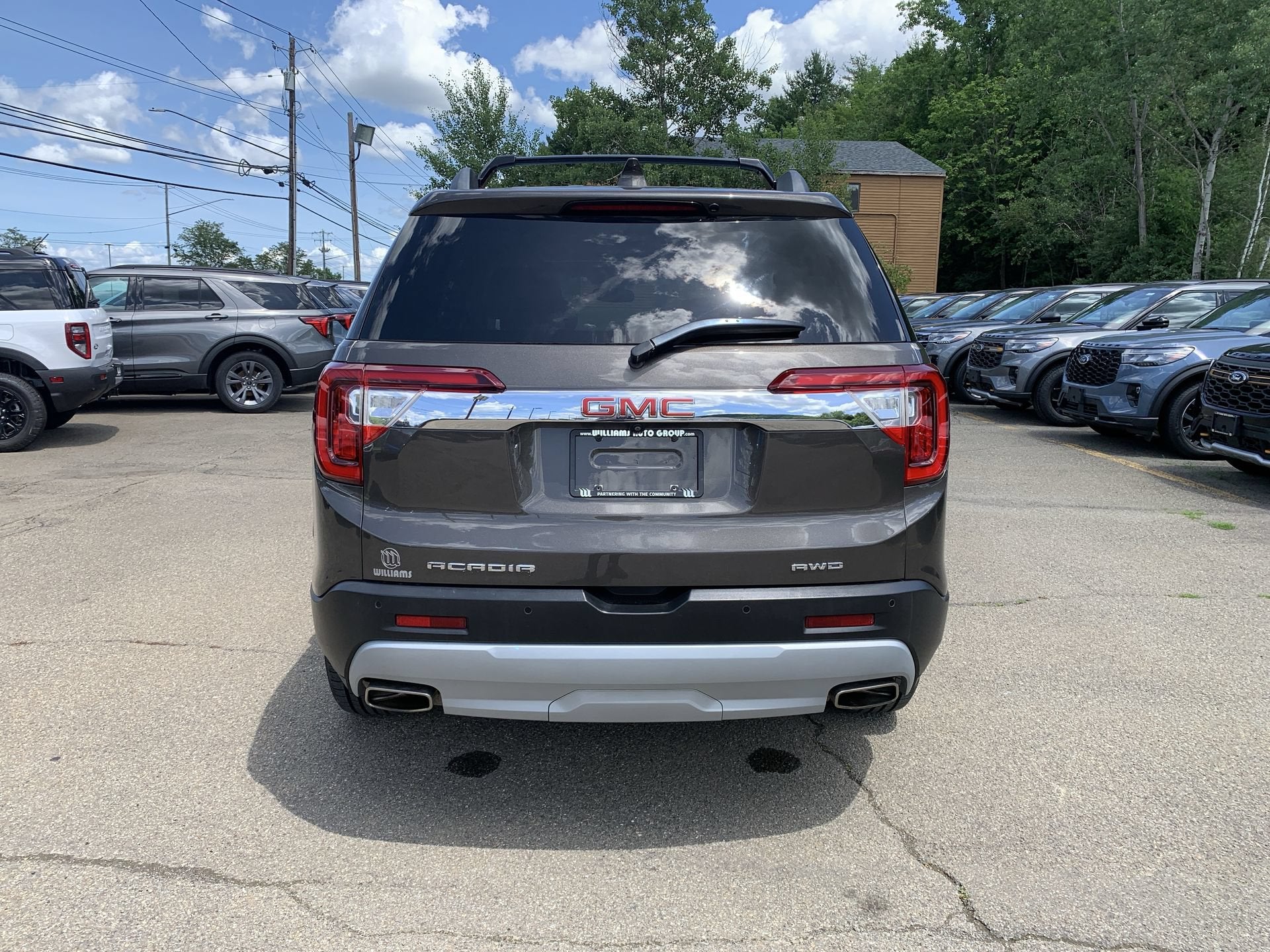 2020 GMC Acadia SLT