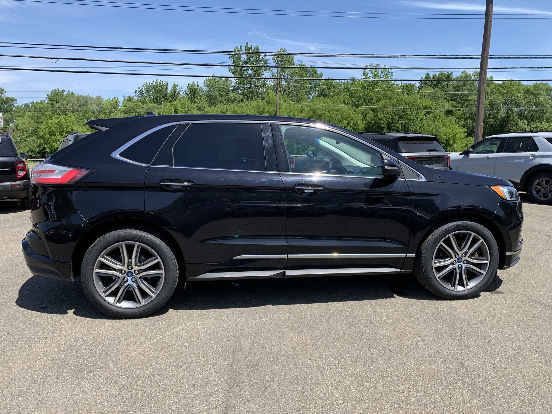 2019 Ford Edge Titanium