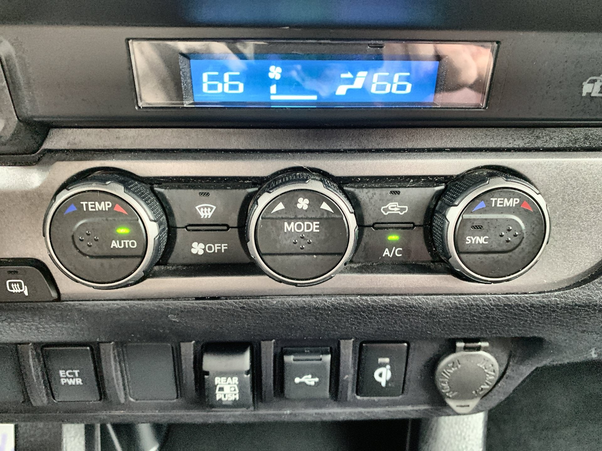 2022 Toyota Tacoma 4WD TRD Off Road