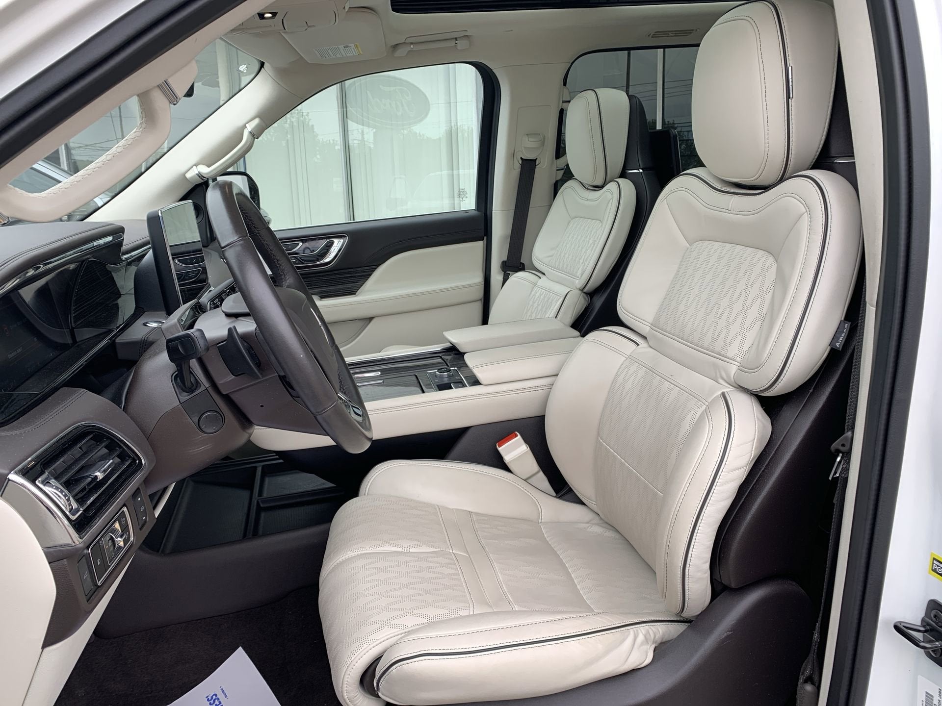 2023 Lincoln Navigator L Black Label