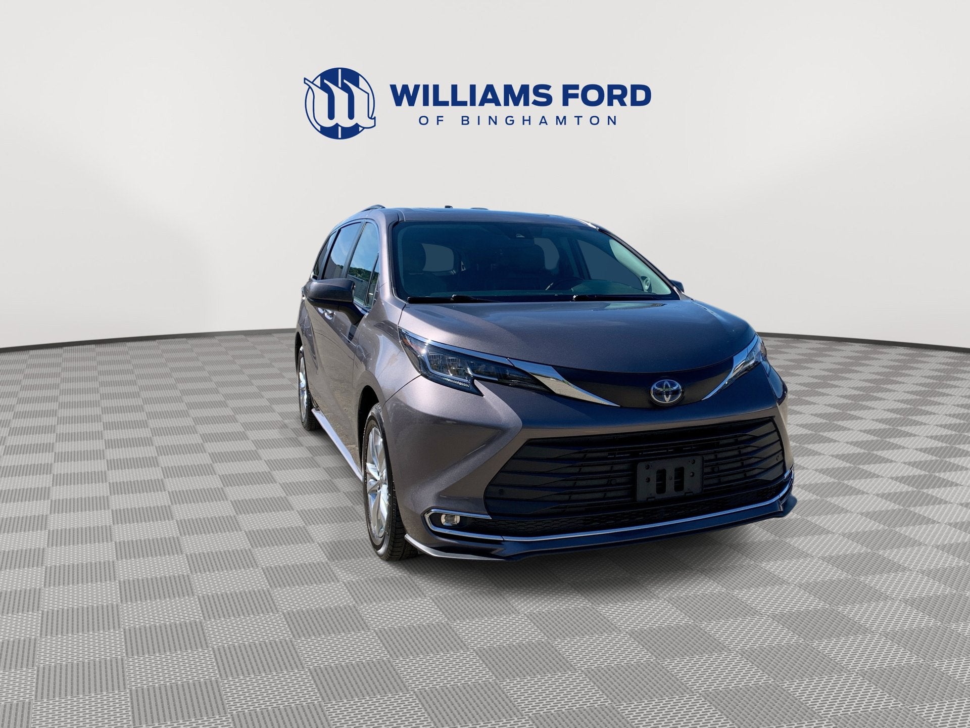 2022 Toyota Sienna XLE