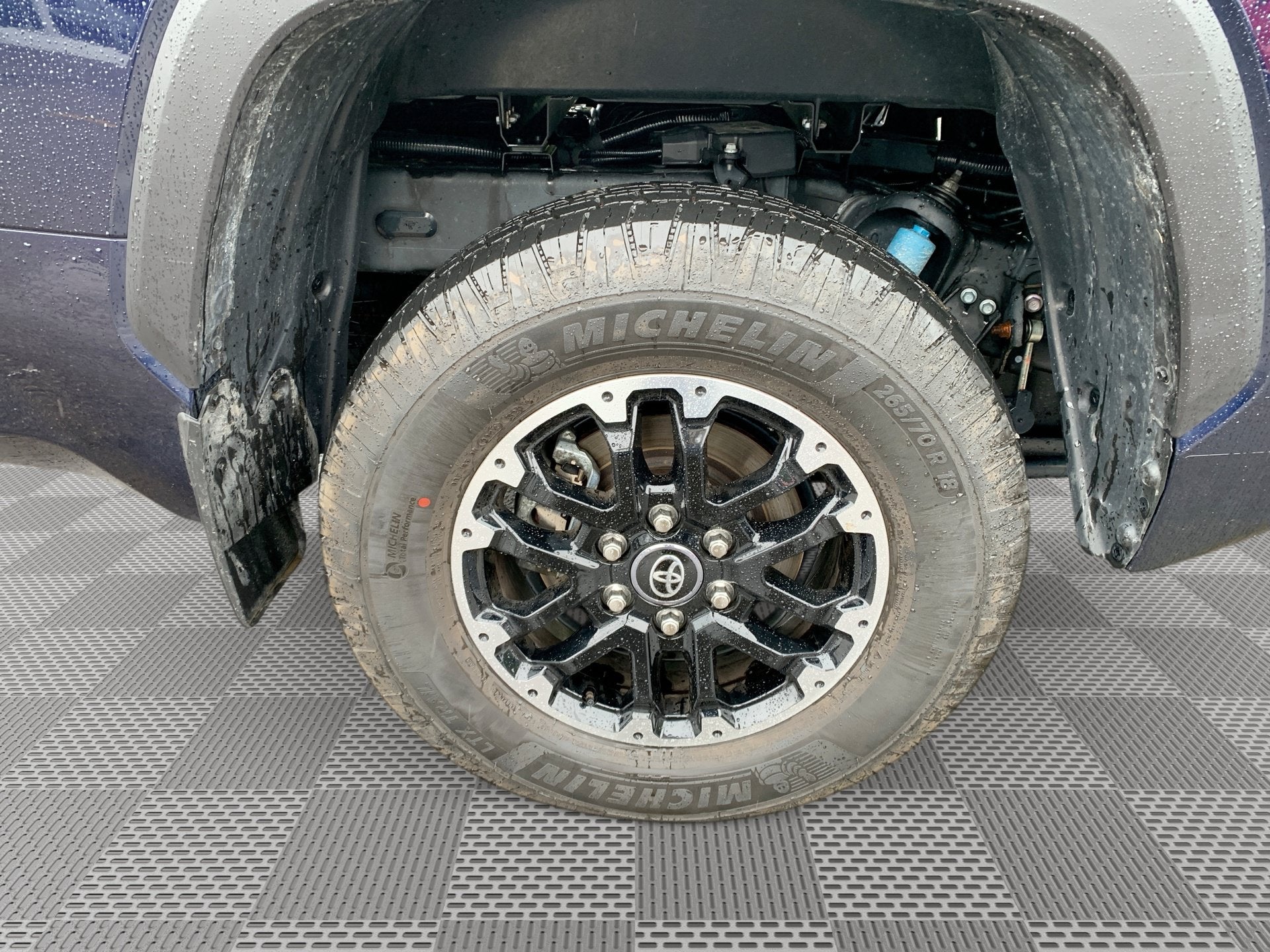 2025 Toyota Tundra 4WD SR5