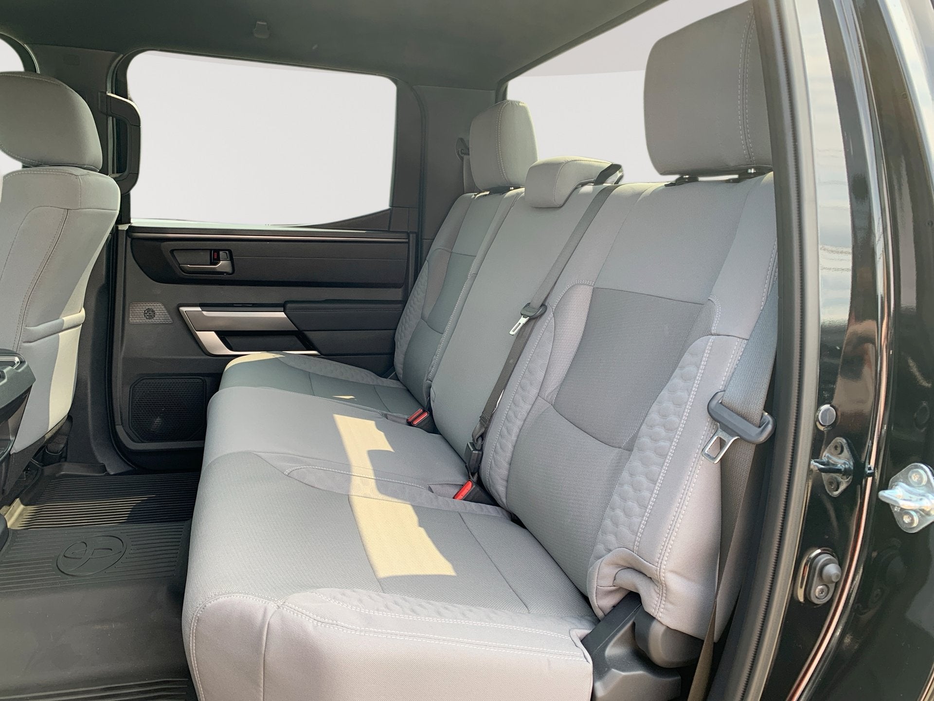 2025 Toyota Tundra 4WD SR5