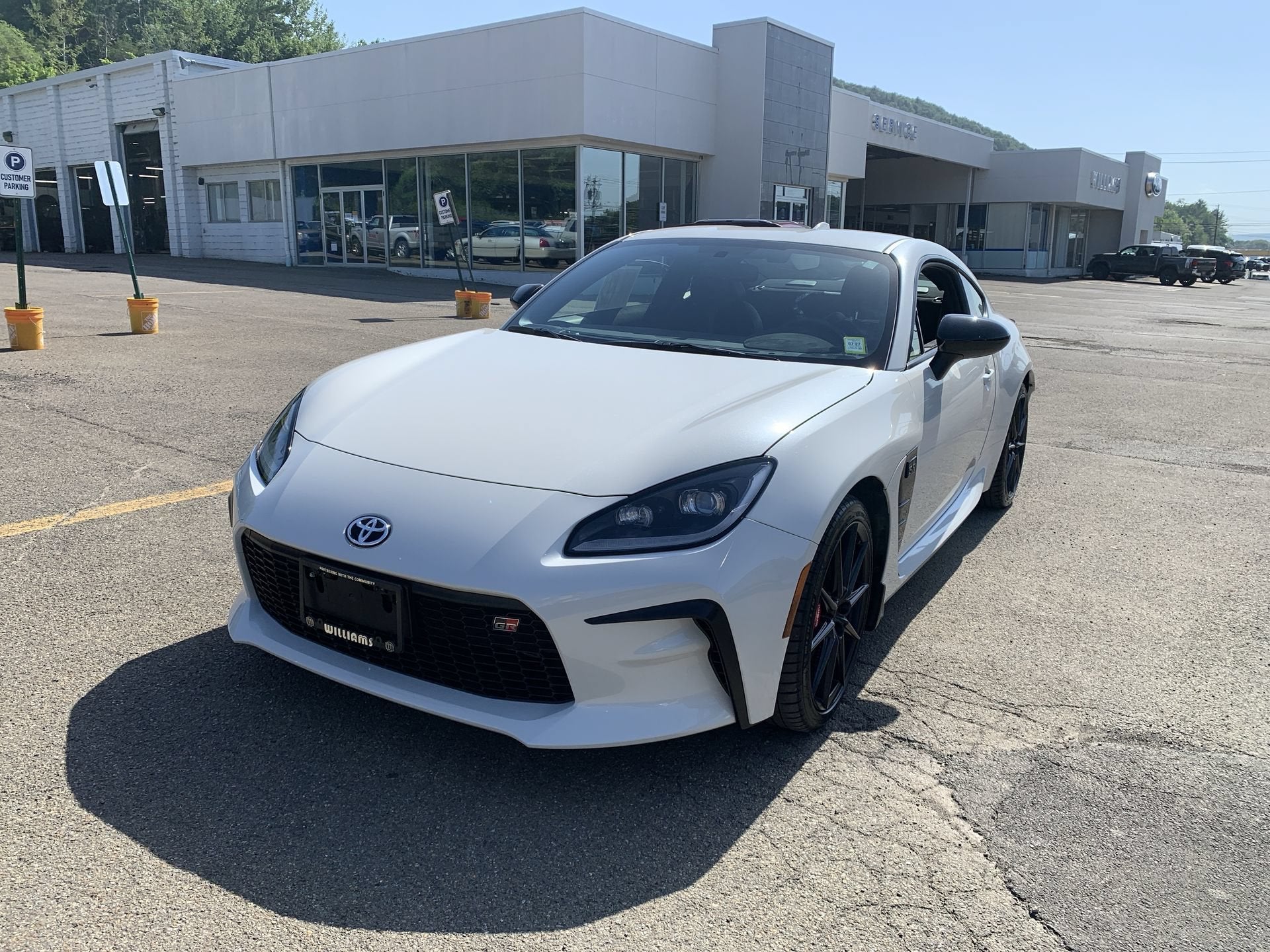 2025 Toyota GR86 Premium