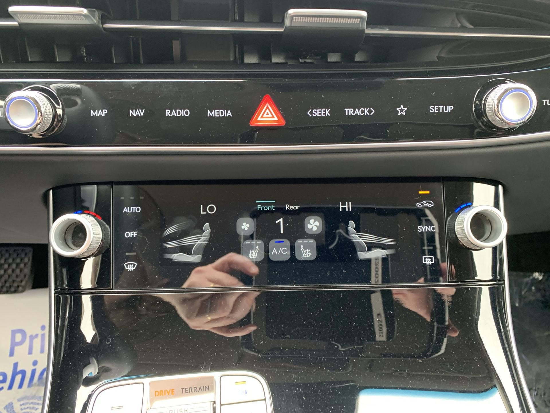 2026 Genesis GV70 2.5T