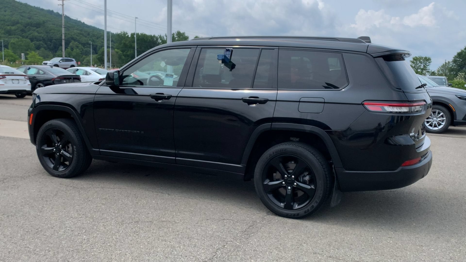 2023 Jeep Grand Cherokee L Altitude