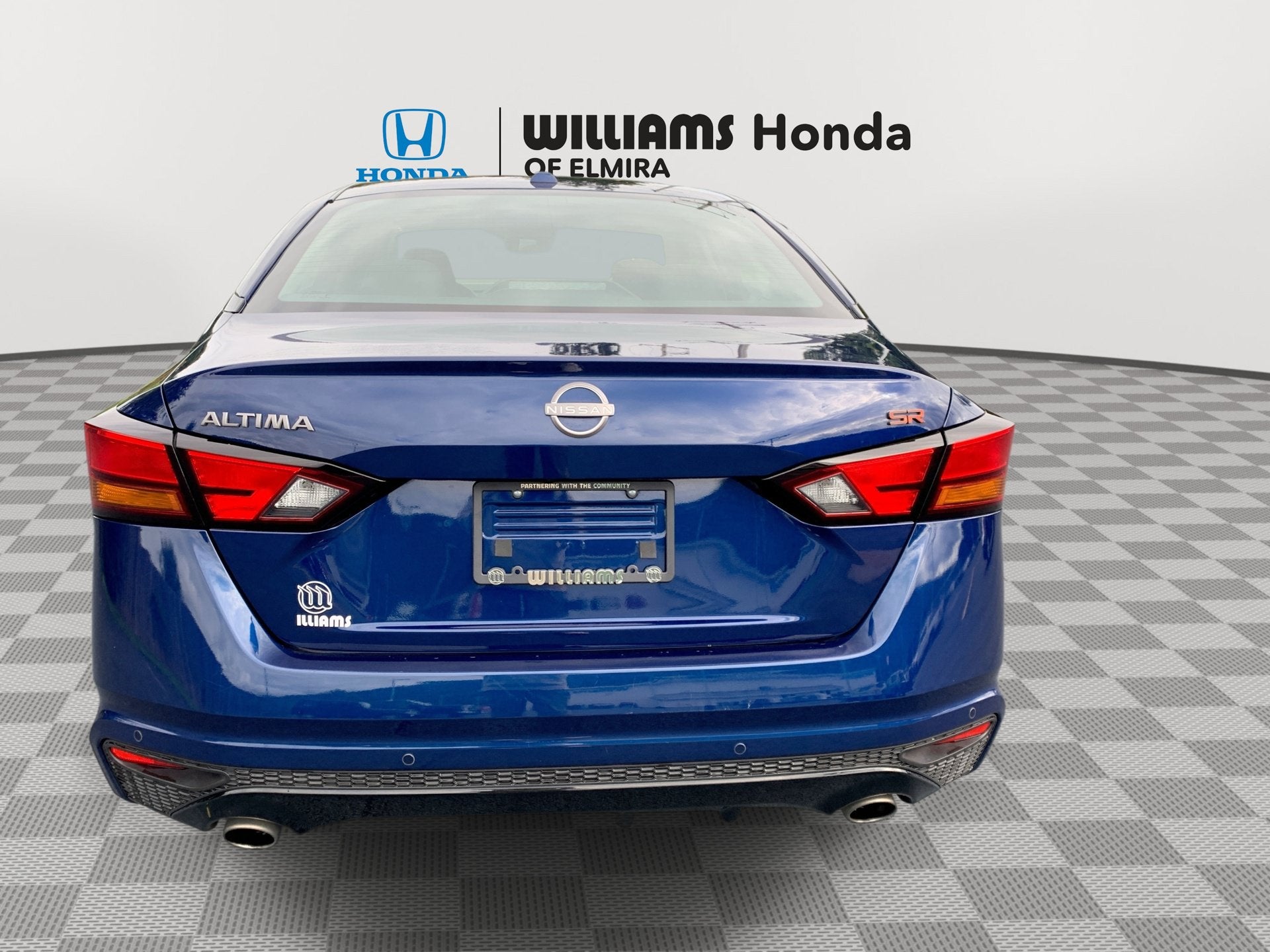 2024 Nissan Altima 2.5 SR