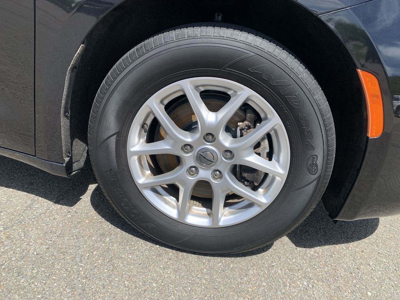 2022 Chrysler Voyager LX
