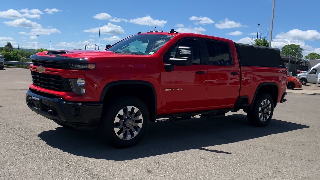 2024 Chevrolet Silverado 2500HD Custom