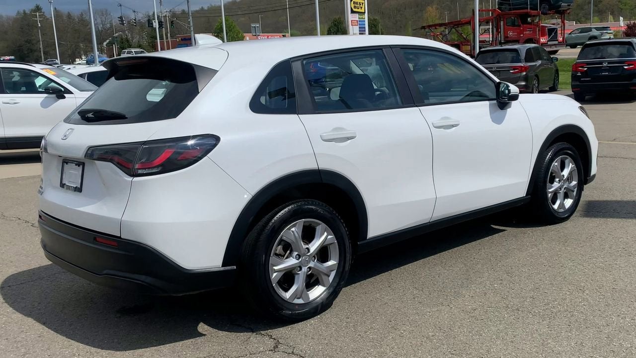 2025 Honda HR-V LX