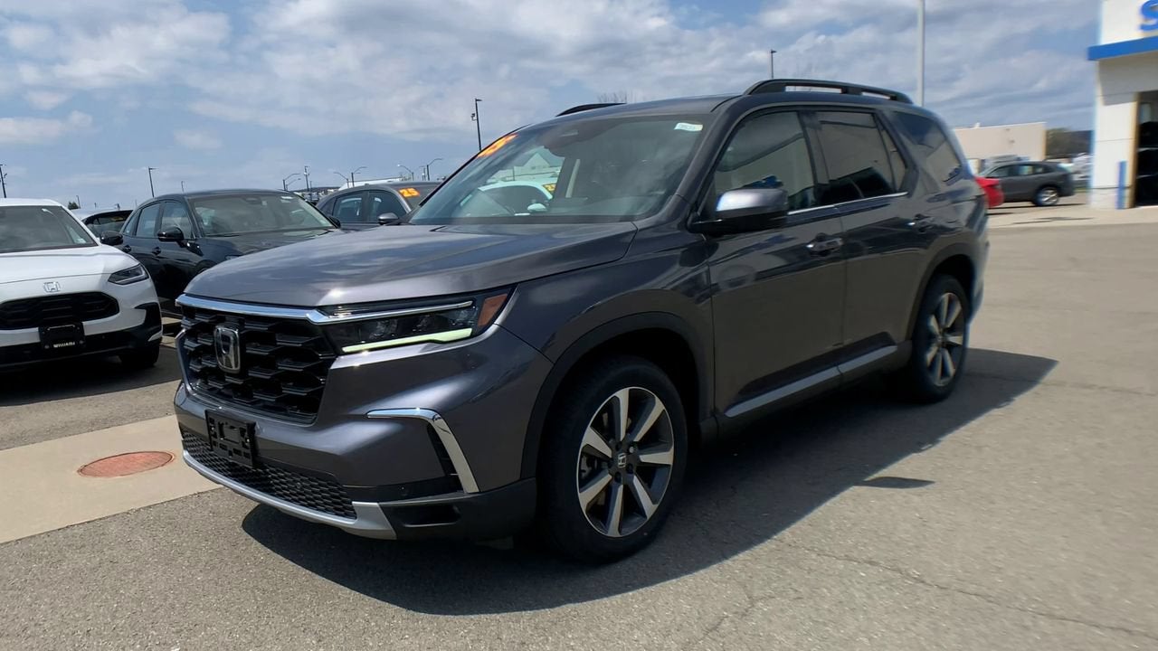 2025 Honda Pilot Touring
