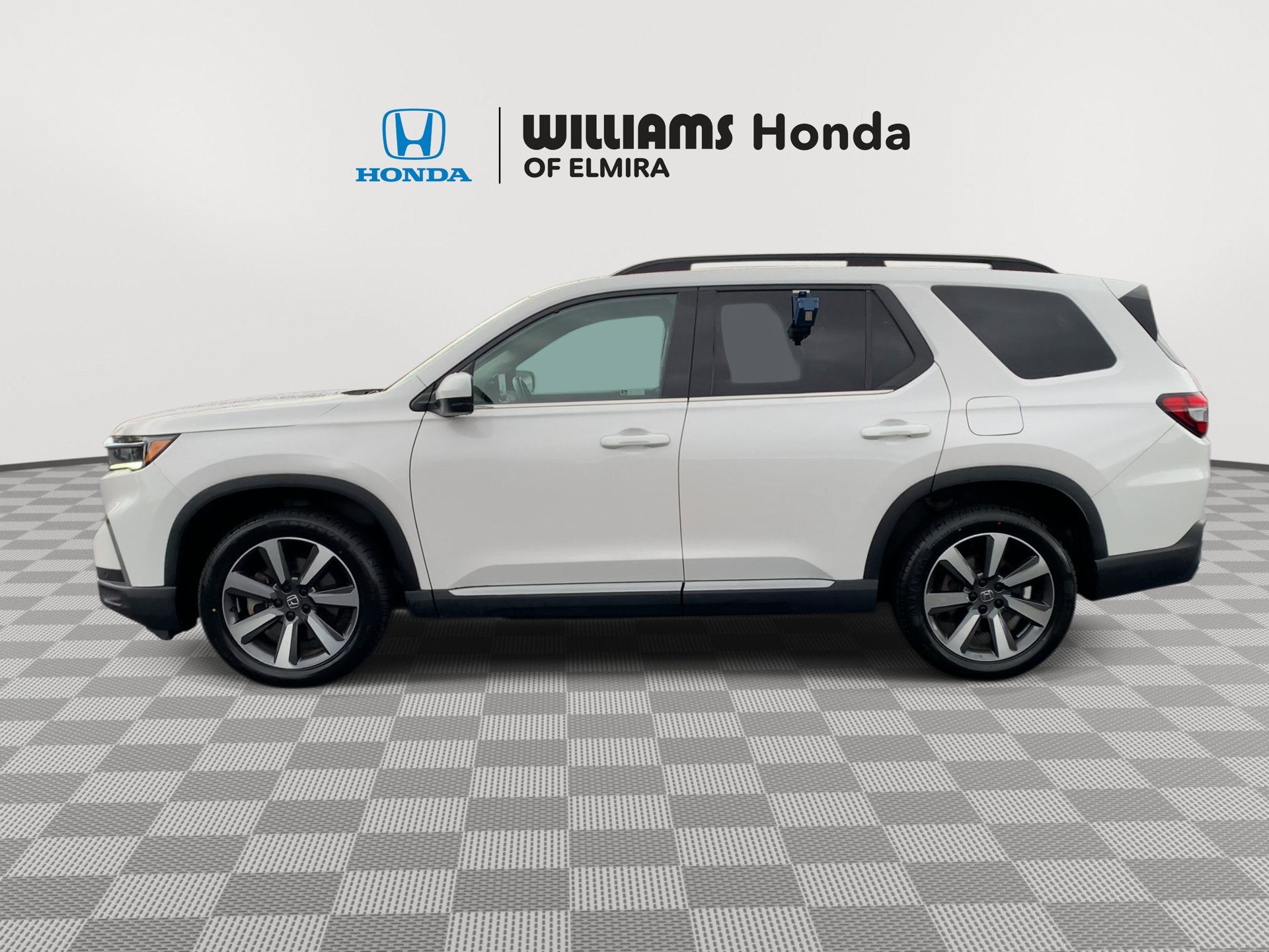 2024 Honda Pilot Touring