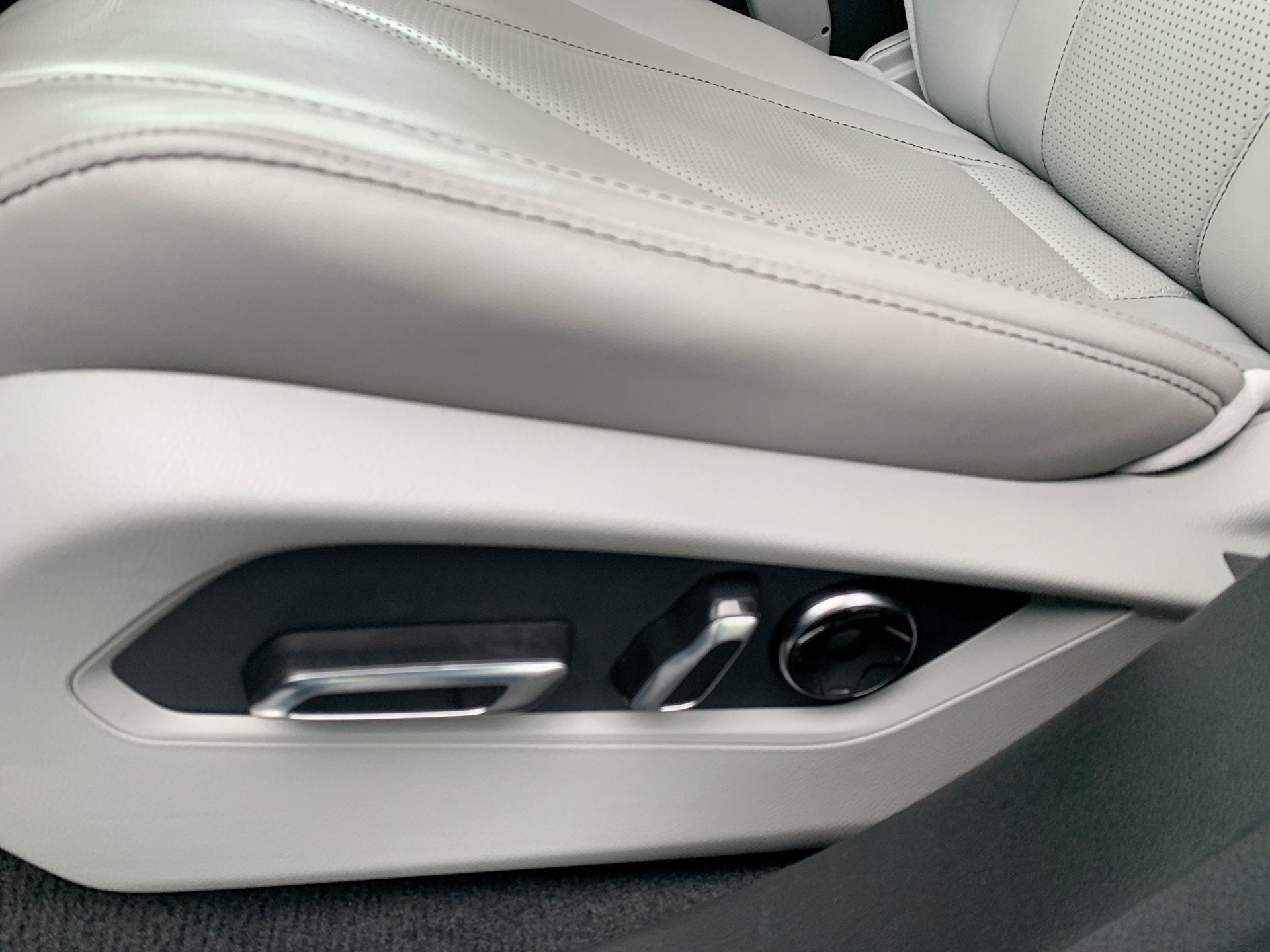 2023 Acura RDX w/Technology Package