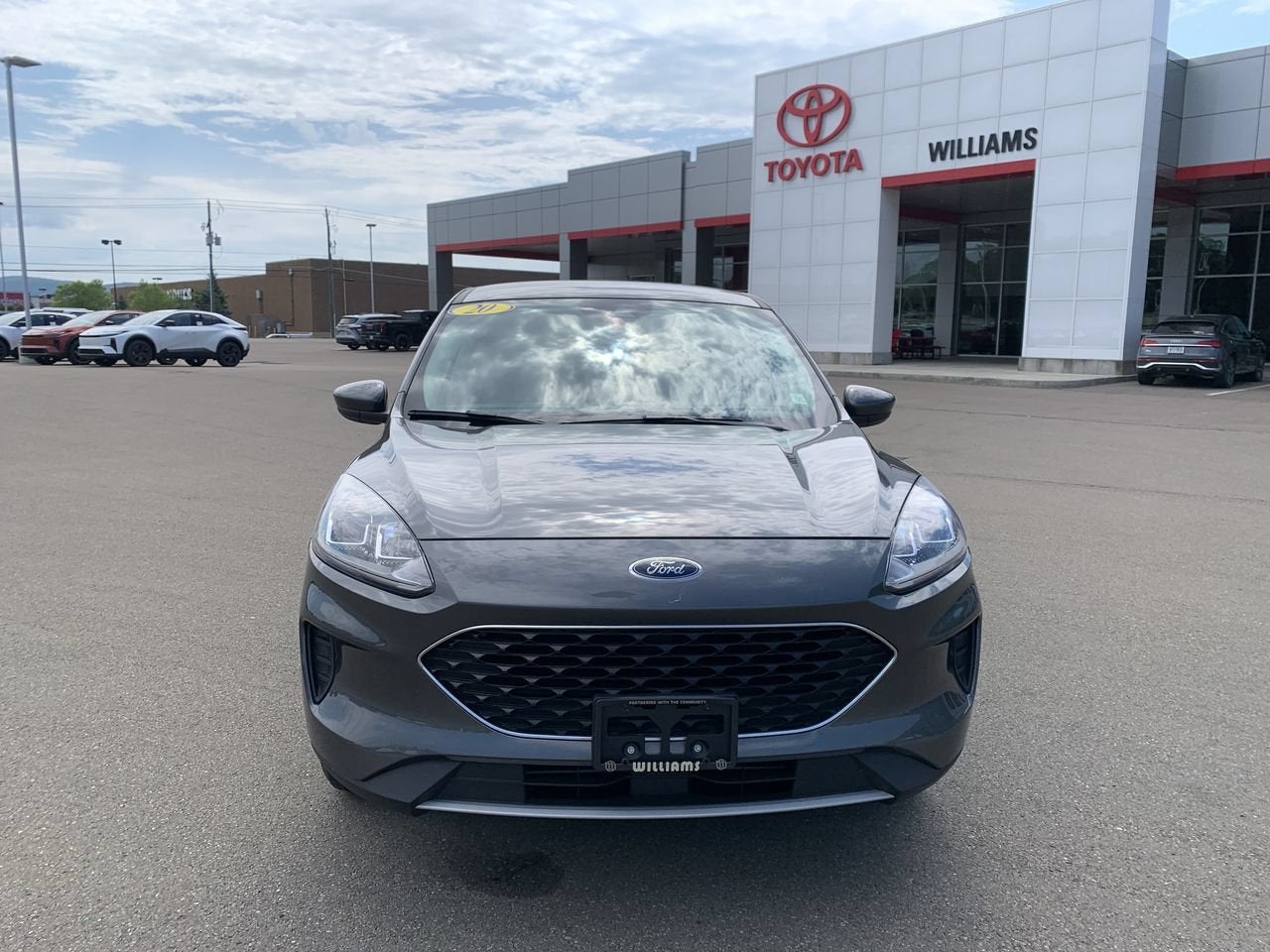 2020 Ford Escape SE