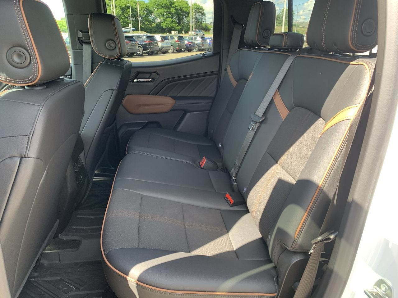 2024 GMC Canyon AT4