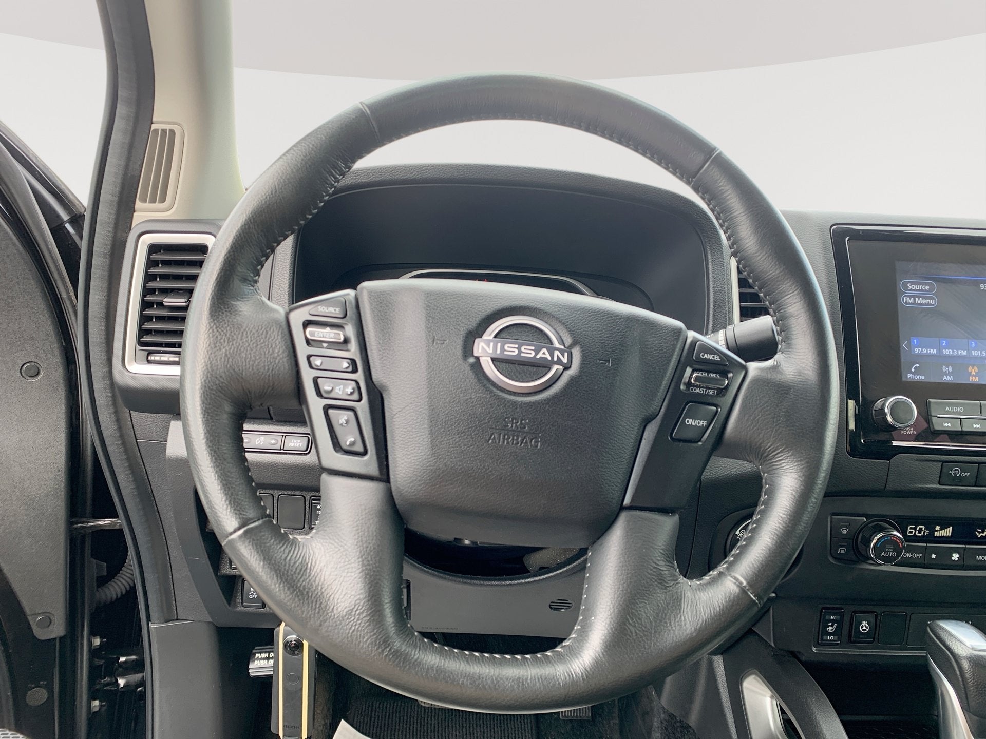 2024 Nissan Frontier SL