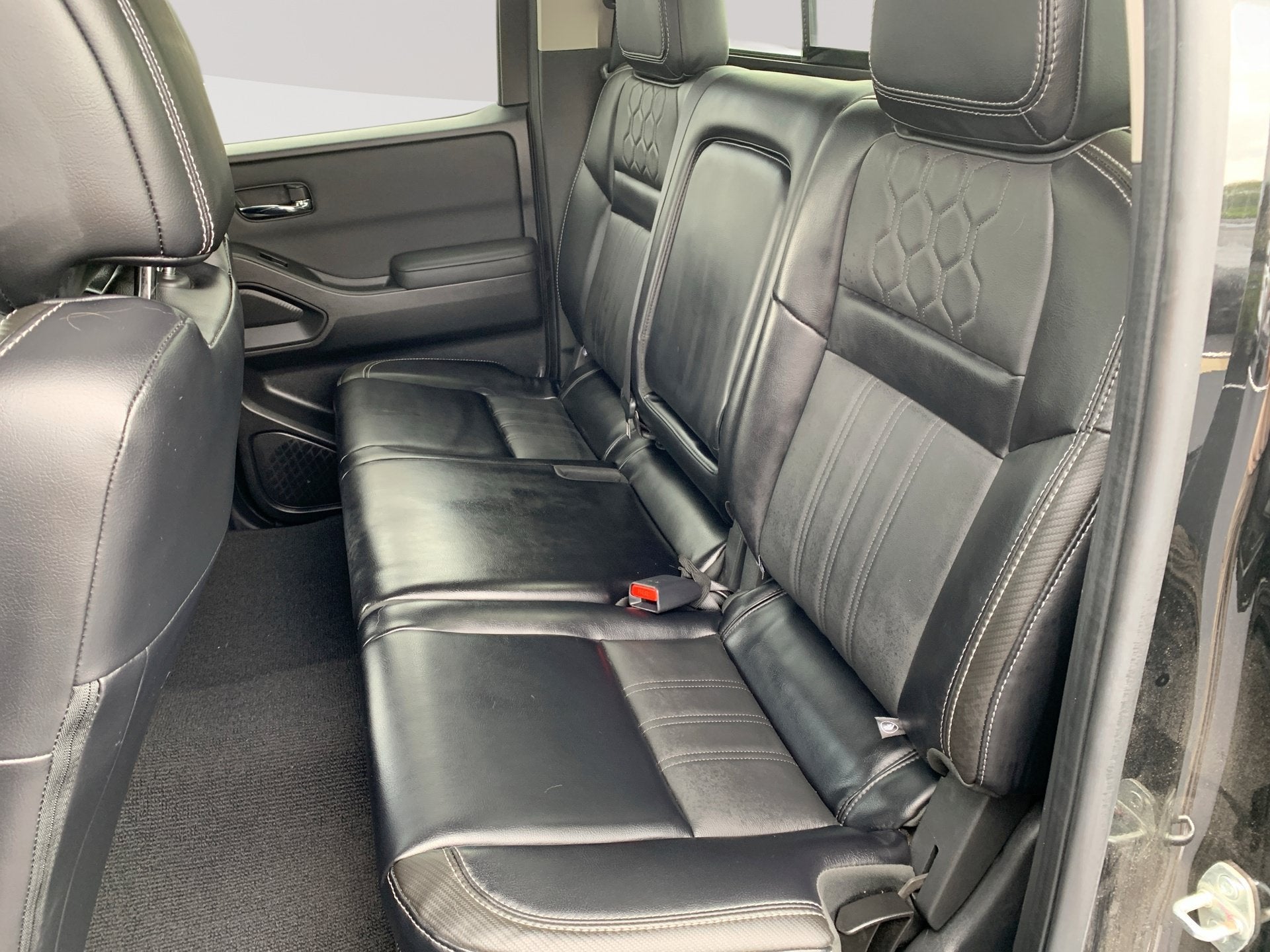 2024 Nissan Frontier SL