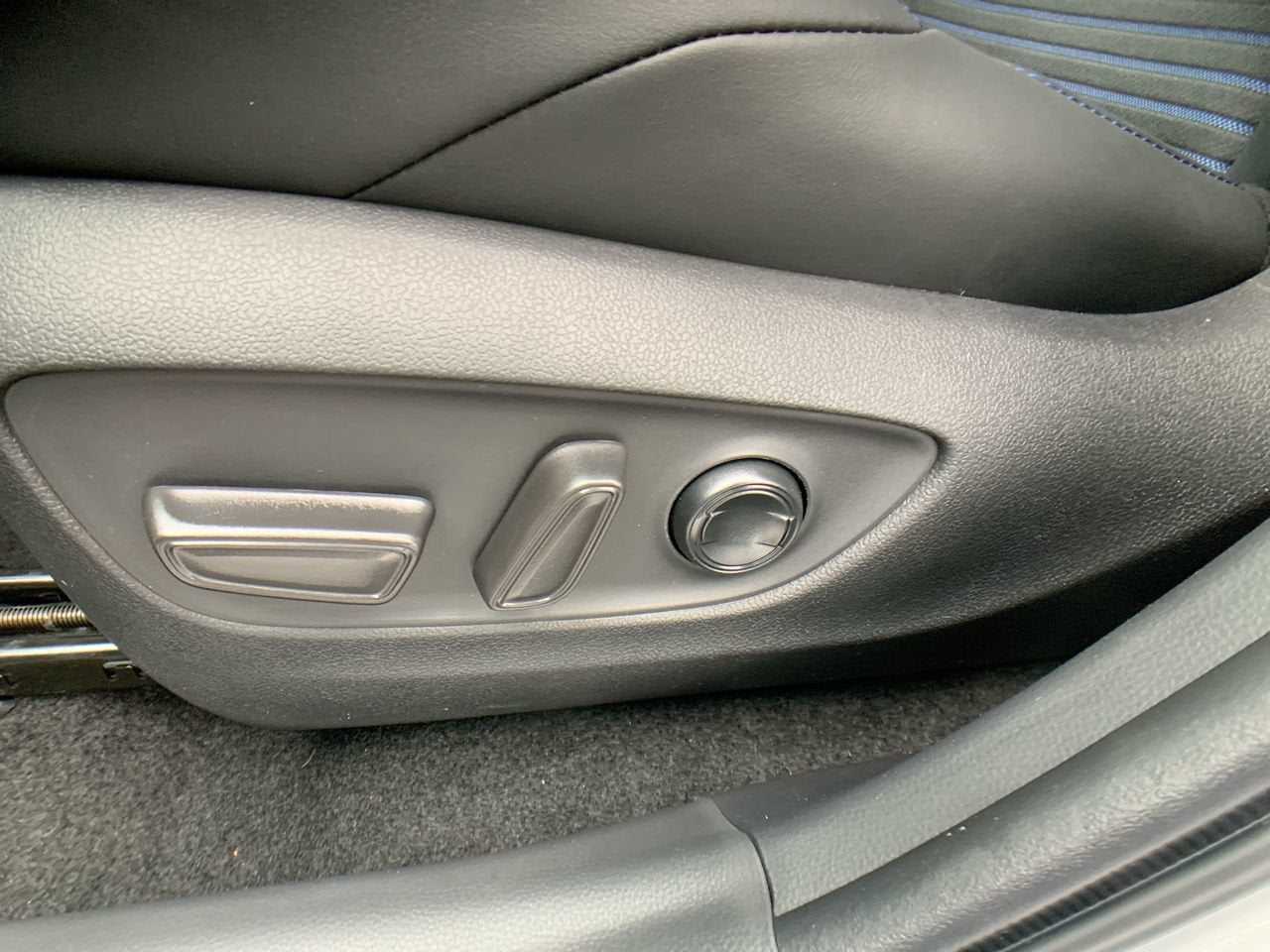2024 Toyota RAV4 XSE