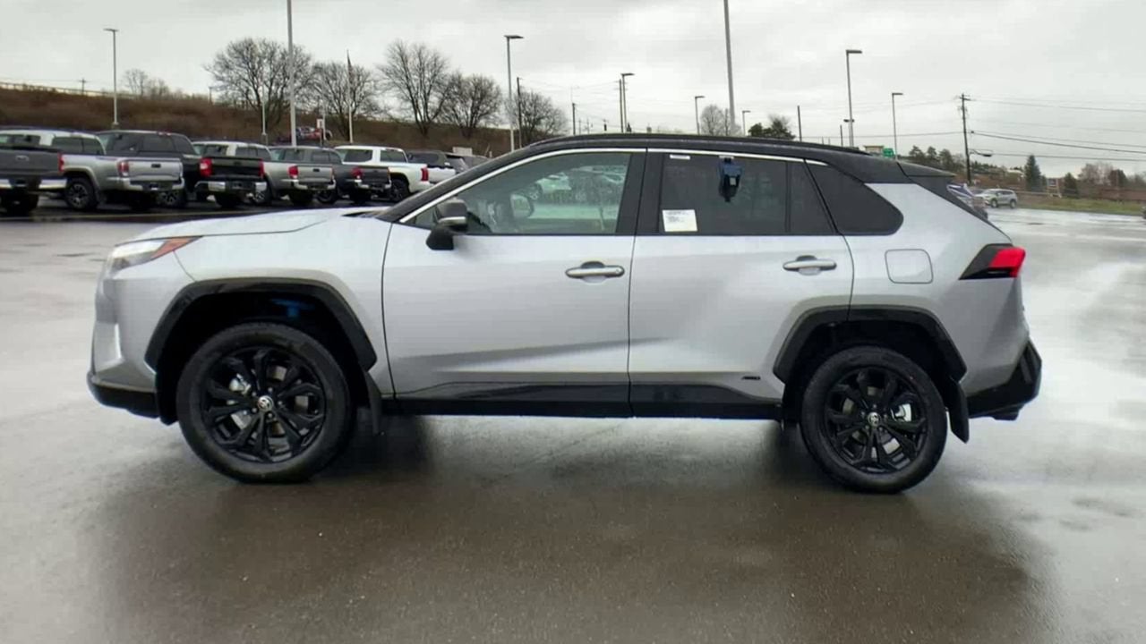 2024 Toyota RAV4 XSE