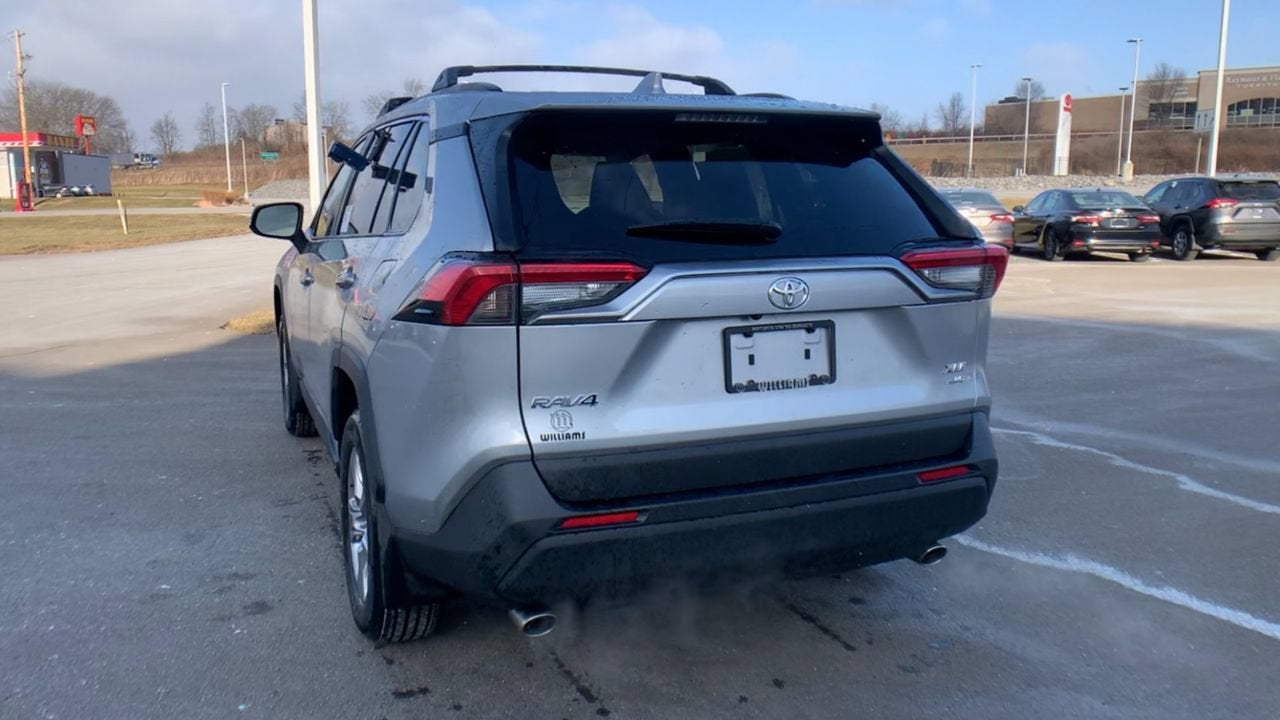 2025 Toyota RAV4 XLE