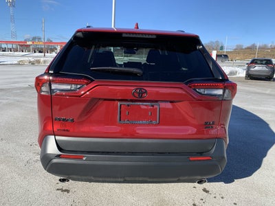 2025 Toyota RAV4 XLE