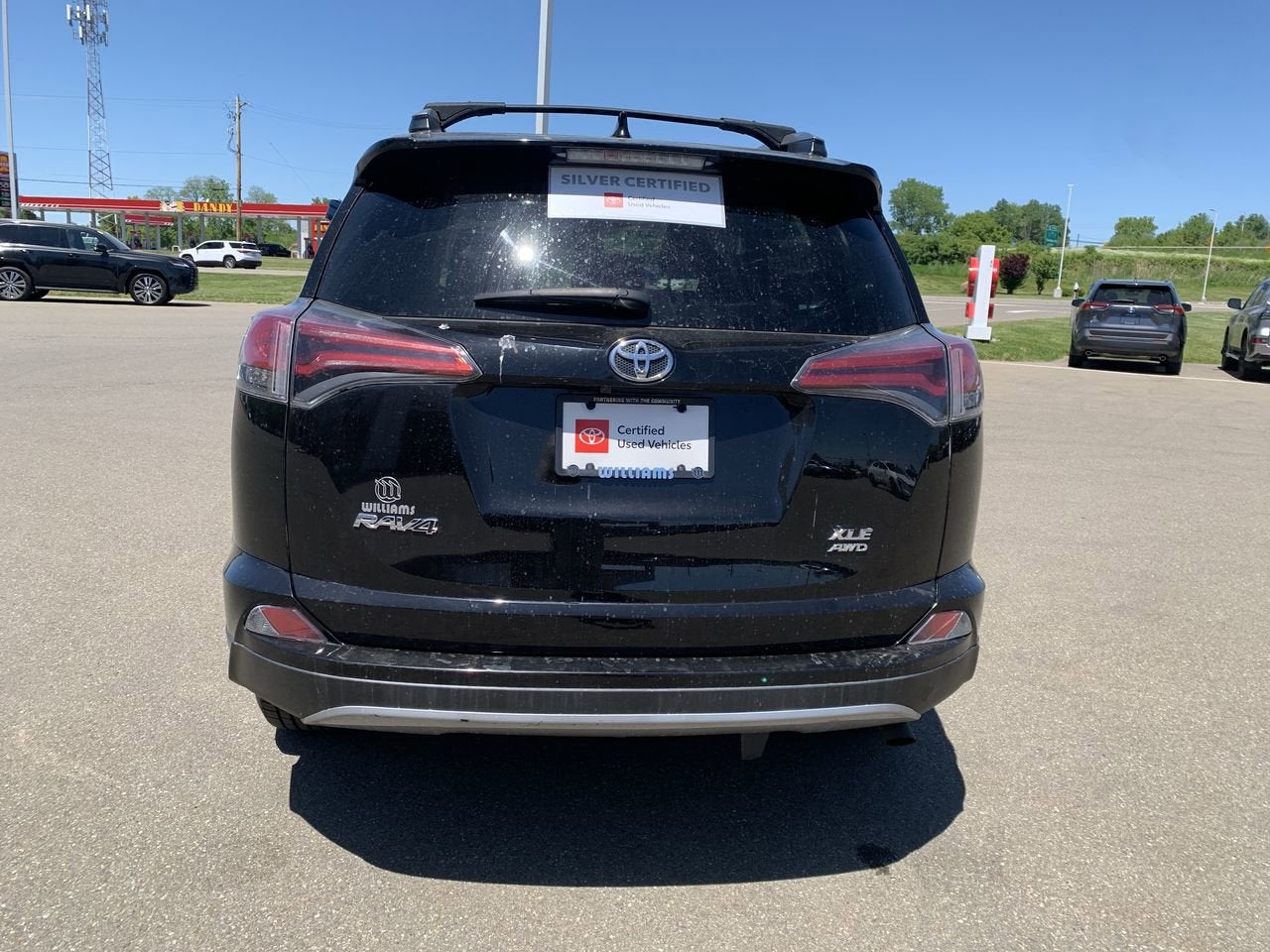2017 Toyota RAV4 XLE