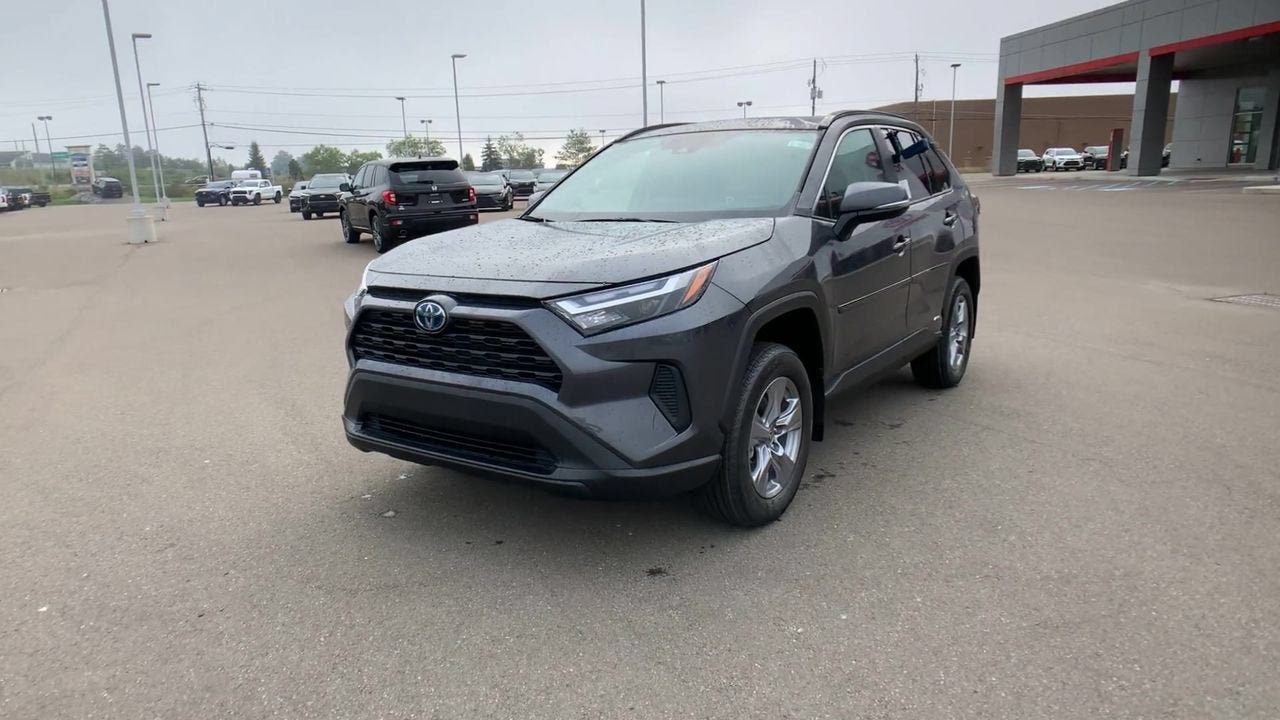 2024 Toyota RAV4 XLE