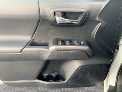 2022 Toyota Tacoma 4WD TRD Off-Road