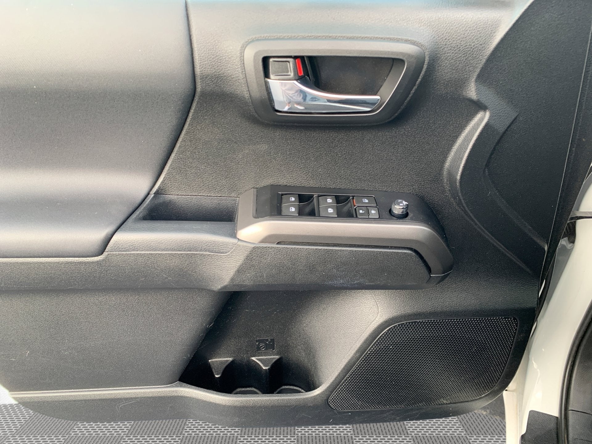2022 Toyota Tacoma 4WD TRD Off-Road